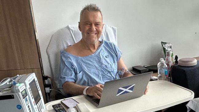 Jimmy Barnes posts a picture with his wife. Picture: Instagram.