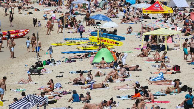 There is an 80 per cent chance of above average maximum temperatures across the country according to the Bureau of Meteorology’s chance of above median maximum temperature report for November to January has predicted. Picture: NewsWire / Gaye Gerard