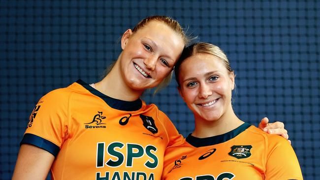 SYDNEY, AUSTRALIA - NOVEMBER 22: Maddison Levi (L) and Teagan Levi pose for a photo during a Rugby Australia media opportunity at Rugby Australia HQ on November 22, 2023 in Sydney, Australia. (Photo by Mark Evans/Getty Images)