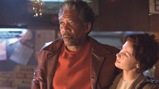 Morgan Freeman with Ashley Judd in scene from High Crimes.