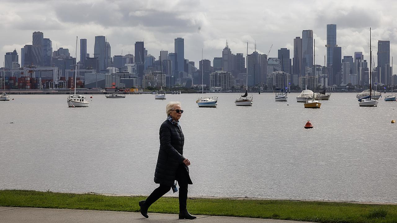 Melbourne Weather Coldest Start To April Recorded In 25 Years Herald Sun