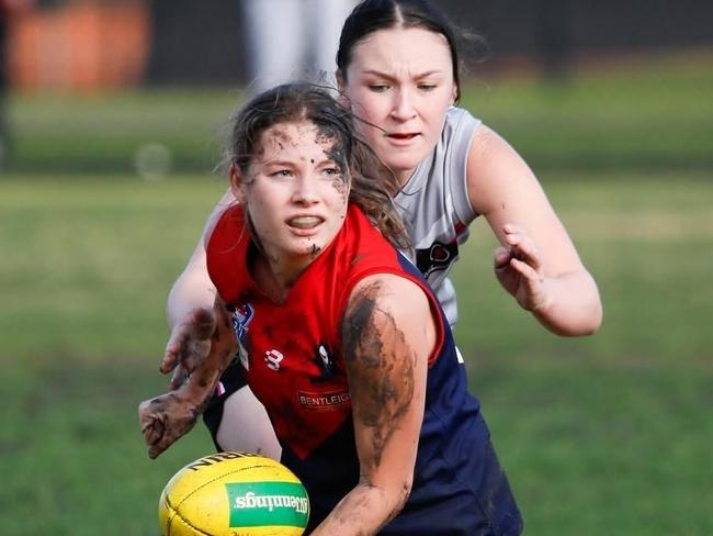 Emma Stuber in action for Bentleigh SFNL Division 1 women's. Picture: Supplied.