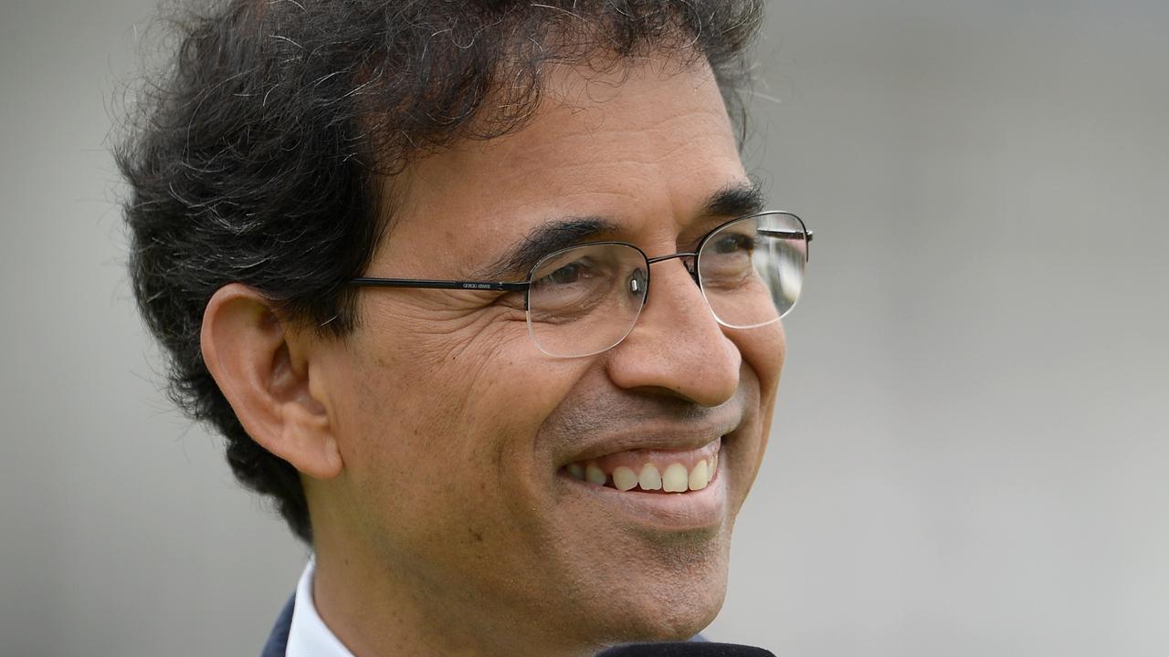 Harsha Bhogle joins Fox Cricket for a lunch time Q and A from 12:30pm local time (3:30pm EDT).