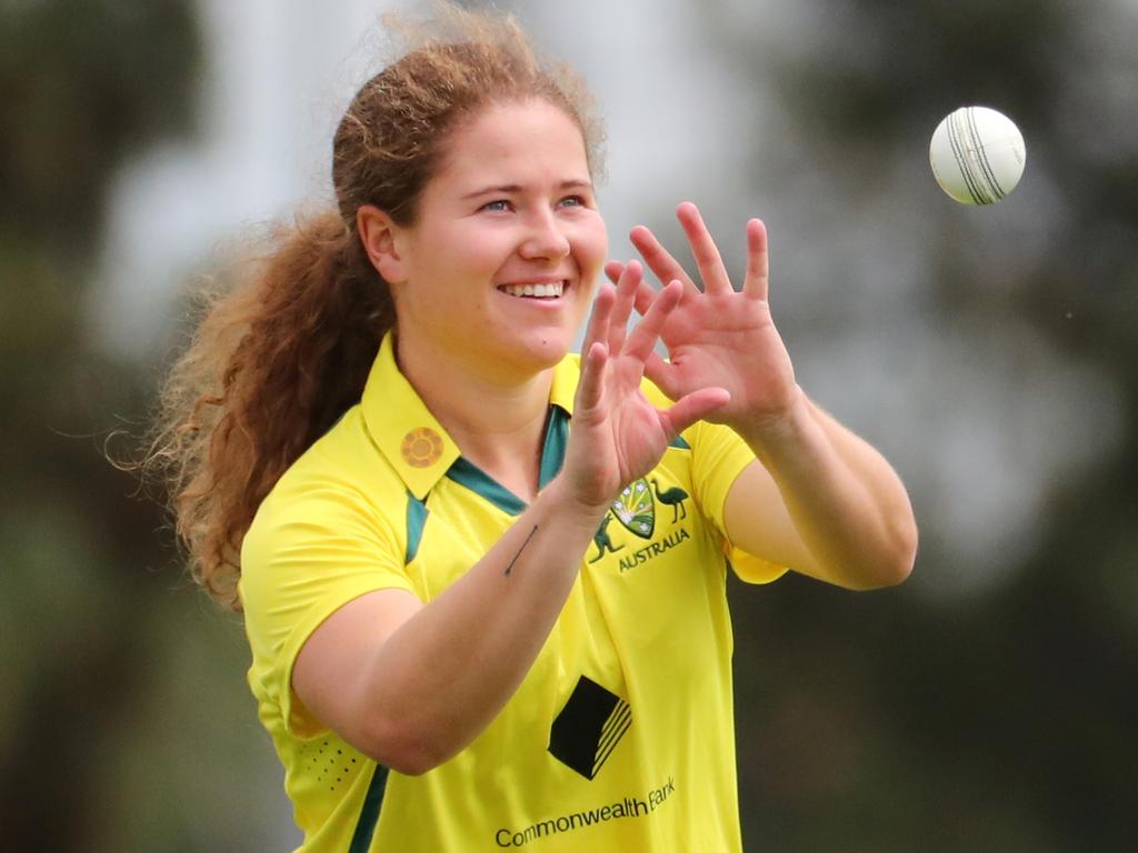 CANBERRA, AUSTRALIA - JANUARY 30: Hannah Darlington of Australia A prepares to bowl during the Australia A and England A one day international tour match at EPC Solar Park on January 30, 2022, in Canberra, Australia. (Photo by Jeremy Ng/Getty Images)