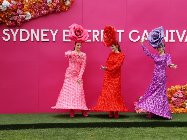 Dancers are seen performing prior to Sydney Racing