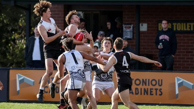 EFL: Ringwood’s Nathan Cairns takes a pack mark. Picture: George Salpigtidis