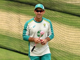 Justin Langer and the Aussies are desperate for a win in Brisbane. (Photo by Bradley Kanaris/Getty Images)