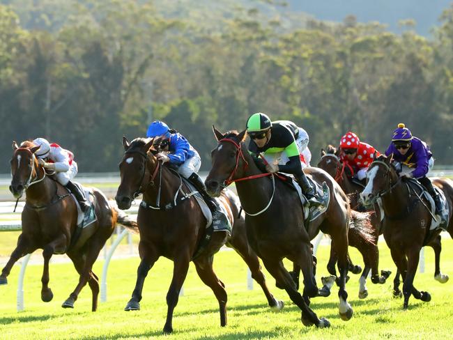 GOSFORD, AUSTRALIA - MAY 06: Sam Clipperton riding Think About It wins  Race 7 De Bortoli Takeover Target during 