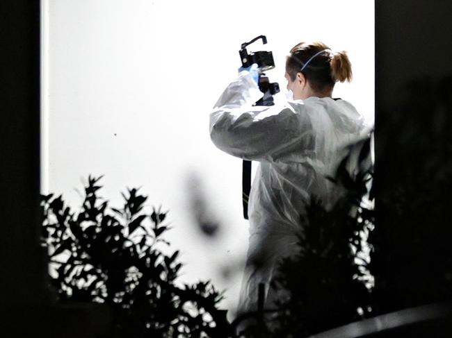 BOOLAROO, AUSTRALIA - NewsWire Photos - APRIL 29, 2024. Police and Forensic Investigators on scene at a home in Thurston street, Boolaroo where a ten year old girl was fatally stabbed this afternoon by a seventeen year old girl. Picture: Adam Yip / NCA NewsWire