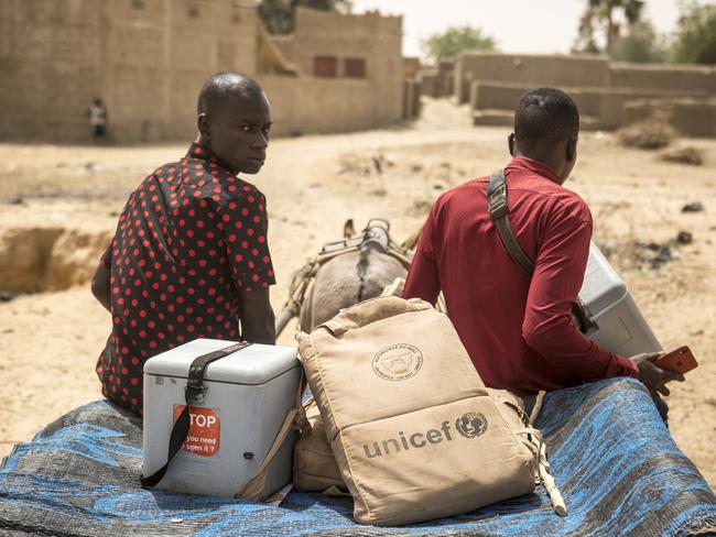 Fear, insecurity and a partial ban on travelling by motorcycle between towns have significantly limited access to health centres in Mali. Picture: UNICEF