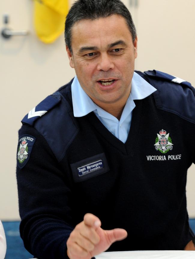 Simon Mareangareu.