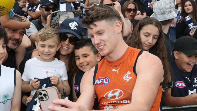 The Blues are taking a ‘no-risk approach’ with Sam Walsh’s back soreness after he underwent two major surgeries in the last two years. Picture: David Crosling