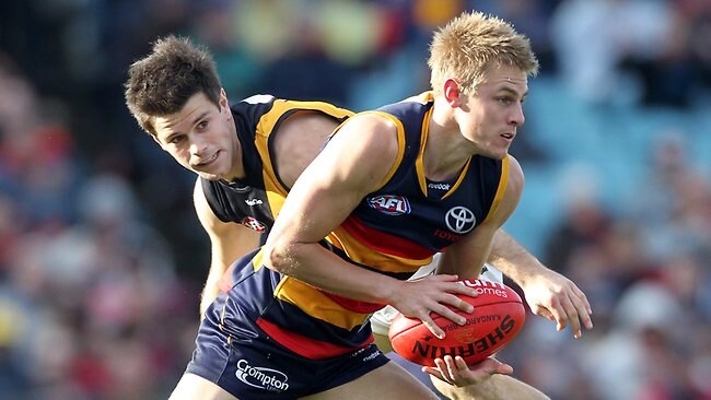 Mackay signs three-year Crows deal | The Advertiser