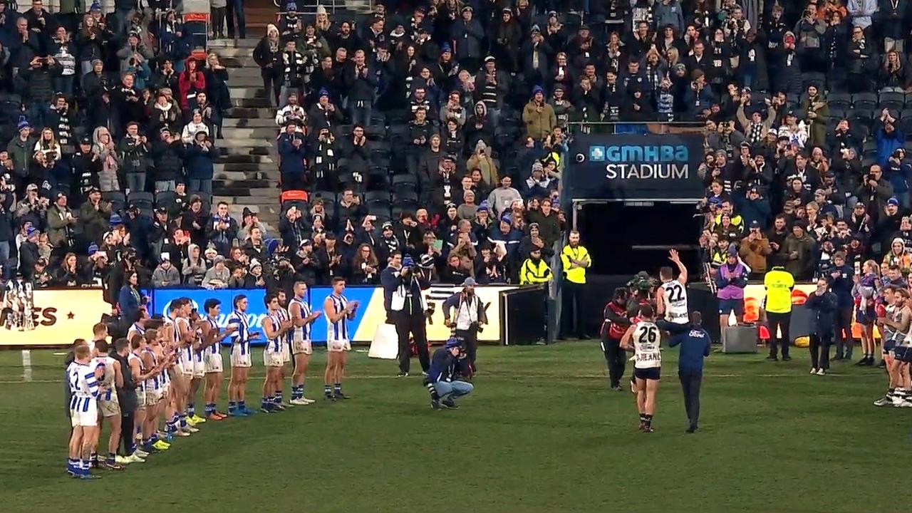 North Melbourne cheers Mitch Duncan. Photo: Fox Footy.