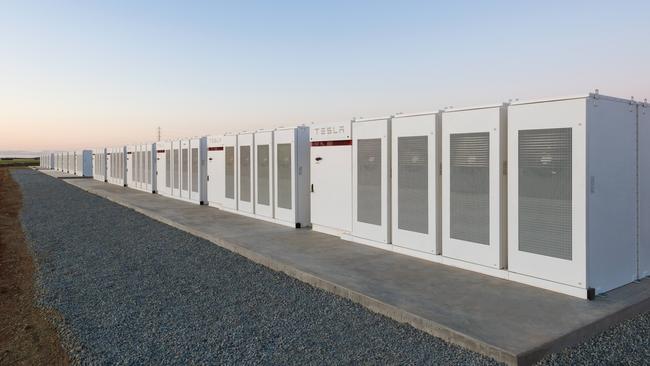 Tesla's giant lithium-ion battery has been installed in Jamestown ahead of the 100-day deadline set by Elon Musk.