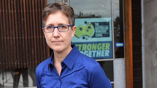 ACTU secretary Sally McManus is seen at the offices of the Victorian brach of the AWU in west Melbourne, Tuesday, October 24, 2017. Australian Federal Police officers raided the AWU headquarters in Sydney and Melbourne simultaneously on Tuesday evening. (AAP Image/Julian Smith) NO ARCHIVING