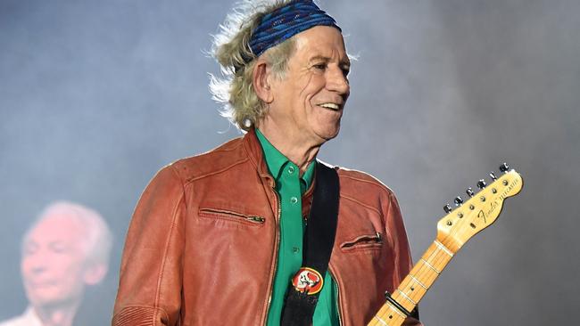 (FILES) In this file photo taken on June 26, 2018, Keith Richards of The Rolling Stones performs during a concert at The Velodrome Stadium in Marseille, as part of their 'No Filter' tour. - Richards, the Rolling Stones guitarist whose name is synonymous with excess, says he has virtually given up drinking. "It was time to quit," the 74-year-old Richards told Rolling Stone magazine in an interview. "It's been about a year now," he said. "I pulled the plug on it. I got fed up with it." (Photo by Boris HORVAT / AFP)