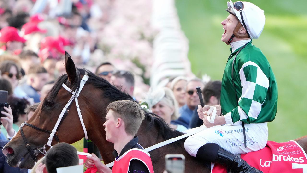 Comment: A Cox Plate for top gun behind the scenes