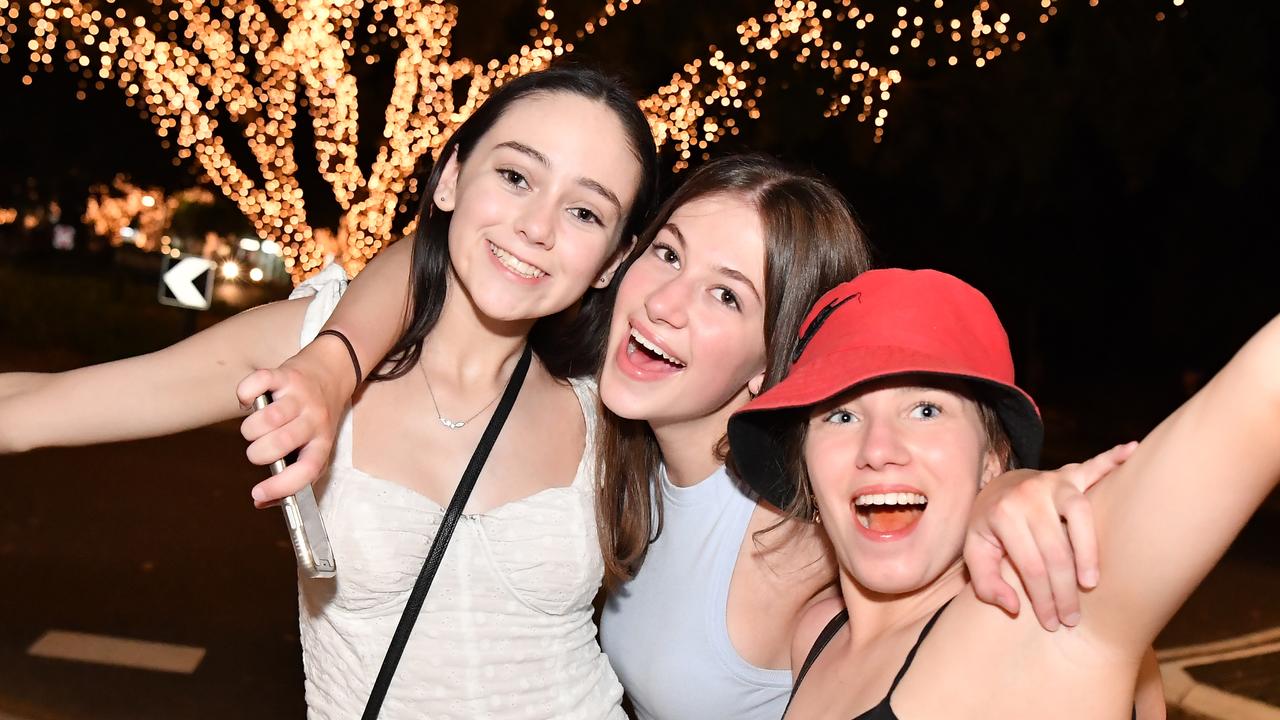 SCHOOLIES: Out and about in Noosa are India McDougall, Meabh Donovan and Bianca Lonsdale fromBrisbane. Picture: Patrick Woods.