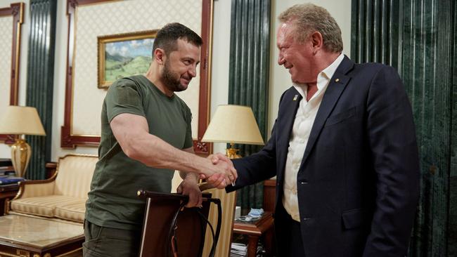 Mr Zelenskyy and Dr Forrest shake hands after signing the deal.. Picture: Supplied