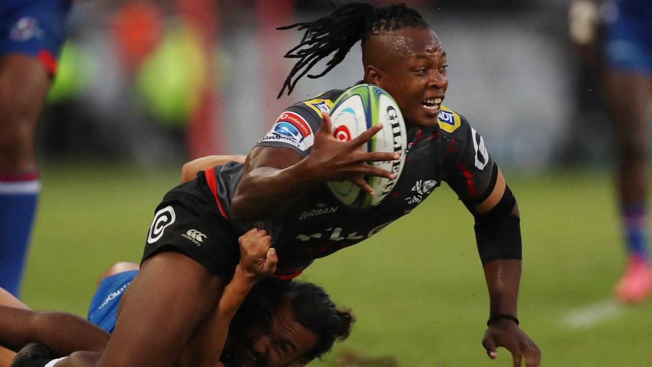 DURBAN, SOUTH AFRICA — APRIL 21: SÃ•busiso Nkosi of the Cell C Sharks during the Super Rugby match between Cell C Sharks and DHL Stormers at Jonsson Kings Park on April 21, 2018 in Durban, South Africa. (Photo by Steve Haag/Gallo Images/Getty Images)