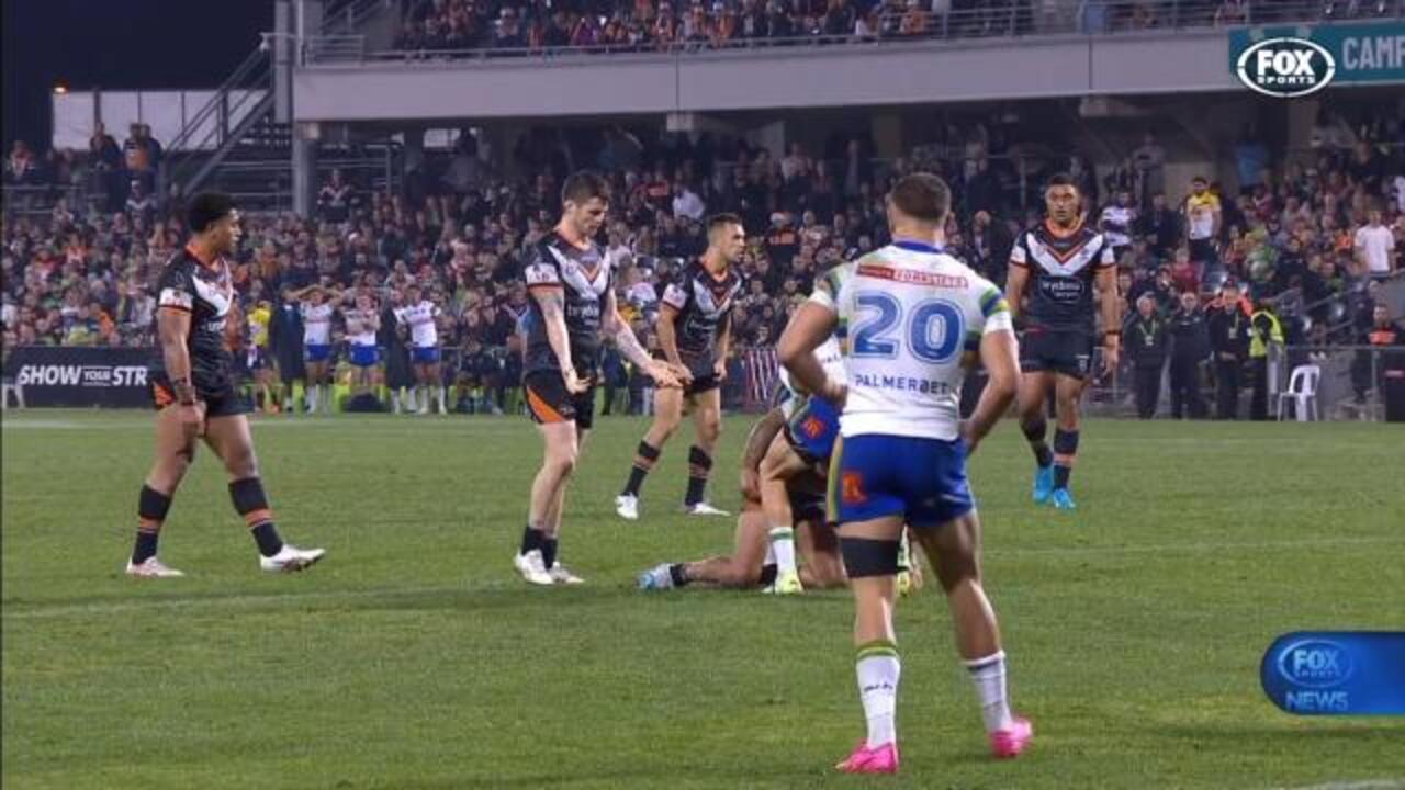 John Bateman signs with Cowboys