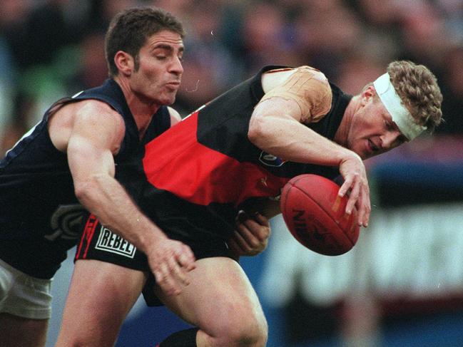 Hardwick in action for Essendon.