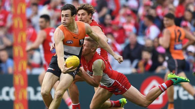 Richard Hinds: GWS Giants beat Sydney Swans in AFL derby | Herald Sun