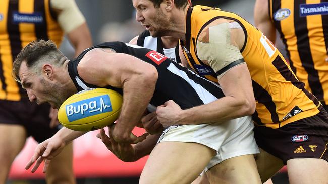 Cloke was solid for the Magpies in their agonising one-point loss to the Hawks on the weekend. Picture: AAP