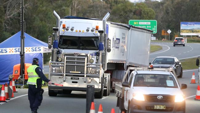 GOLD COAST, AUSTRALIA - NewsWire Photos JULY 17, 2020. Queensland truckies passing through the state border at Gold Coast Highway Coolangatta.Picture by Richard Gosling