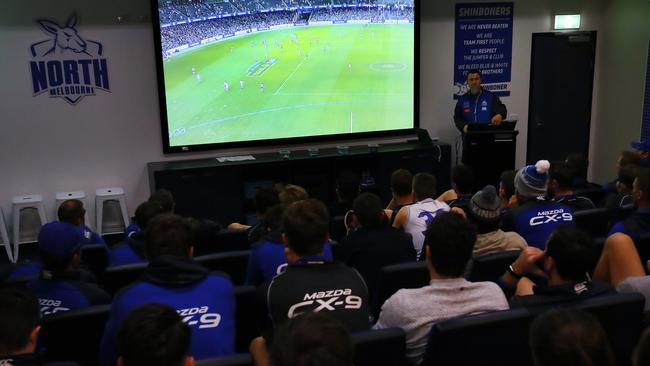 Brad Scott chairs the team meeting after the loss to Freo. Picture: Michael Klein