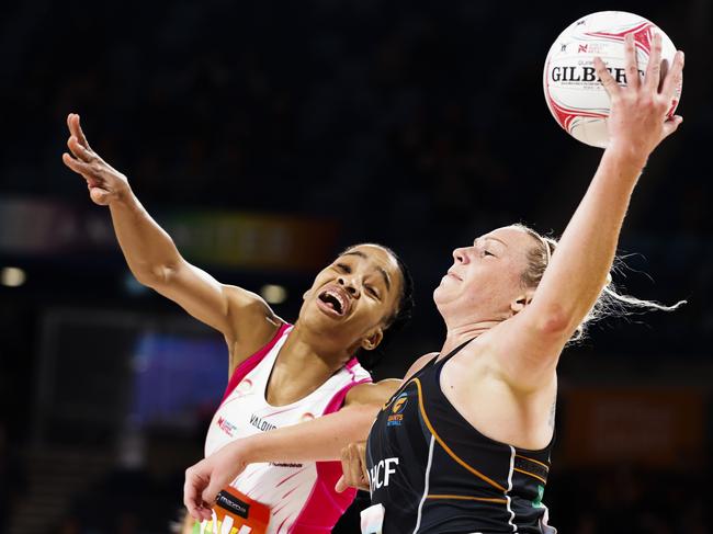 Shamera Sterling (L) showed how important she is for the Thunderbirds in defence. Picture: Jenny Evans/Getty Images