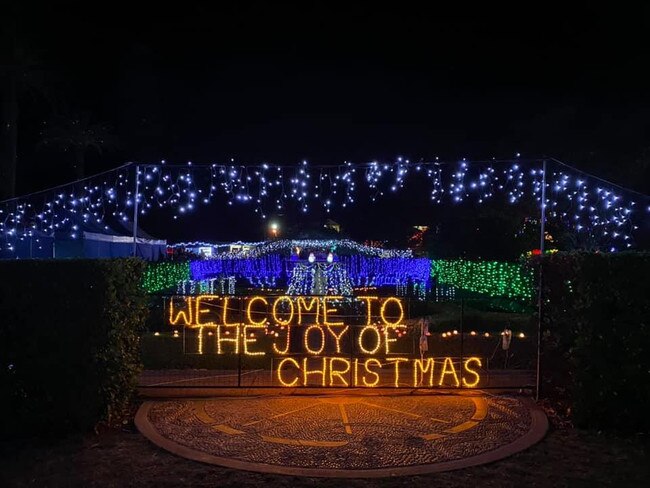 Toowoomba’s Queens Park lights up in magical Christmas display