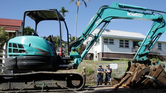 Demolition crew arrive at a Jones St house, Highgate Hill, where demolition of the site was to begin today. Photographer: Liam Kidston.