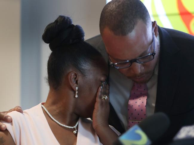 Tomika Miller, the widow of Rayshard Brooks, stands with her lawyer, Justin Miller. Picture: Getty/AFP