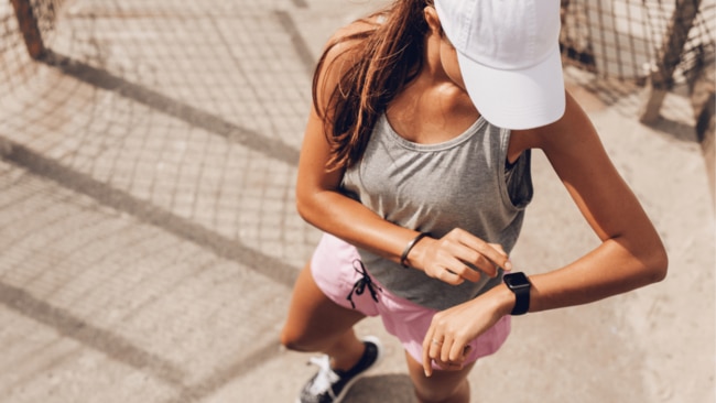 No matter how you like to sweat, there's a perfect smartwatch just waiting to elevate your next workout. Image: iStock