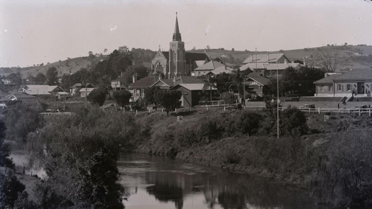 The Richmond River at Lismore (now renamed the Wilson River) from the Rose Stereograph Company Collection.