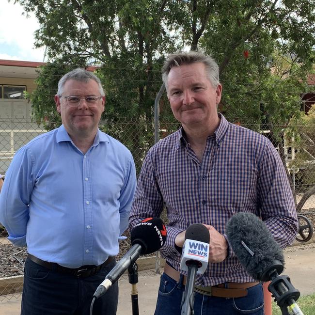 Climate Change and Energy Minister, Chris Bowen, Senator Murray Watt, Senator Anthony Chisholm, and Gladstone Regional Council deputy mayor, Kahn Goodluck attended Rio Tinto's Yarwun site on Tuesday. Picture: Nilsson Jones