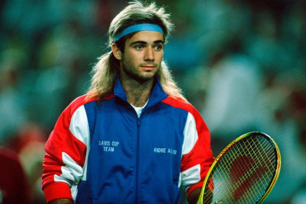 <h3>16. Andre Agassi (USA) &mdash; 8 major titles</h3><p>Former number one tennis player, Agassi, starts the list off strong as an eight-time Grand Slam champion, Olympic gold medalist, and seven-time major-title runner up. Among these accolades, Agassi holds the &lsquo;career Grand Slam&rsquo; for his victories in each of the four major tournaments&mdash;Wimbledon, the Australian Open, the French Open, and the U.S Open&mdash;at least once.</p>