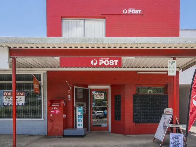 The Lismore Heights post office for sale// Credit: LJ Hooker Lismore.