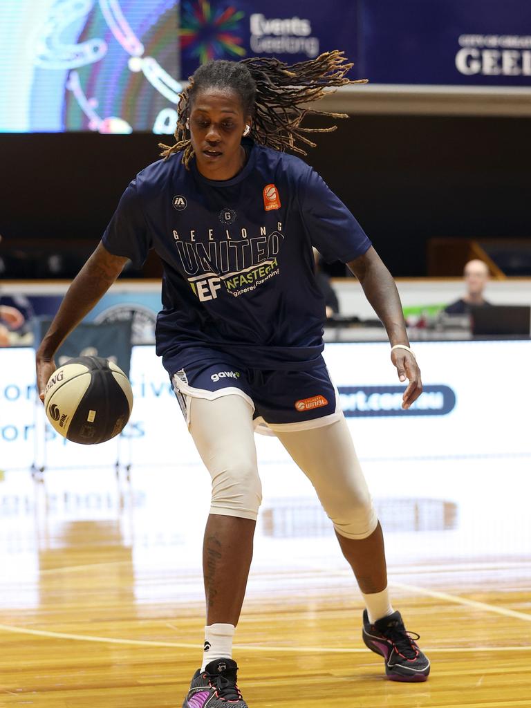 Lynetta Kizer warms up ahead of Geelong United’s season-opener. Picture: Kelly Defina/Getty Images