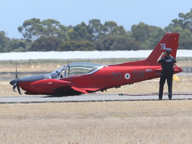 Plane crash landing at Parafield Airport. 03/01/16 Picture: Stephen Laffer