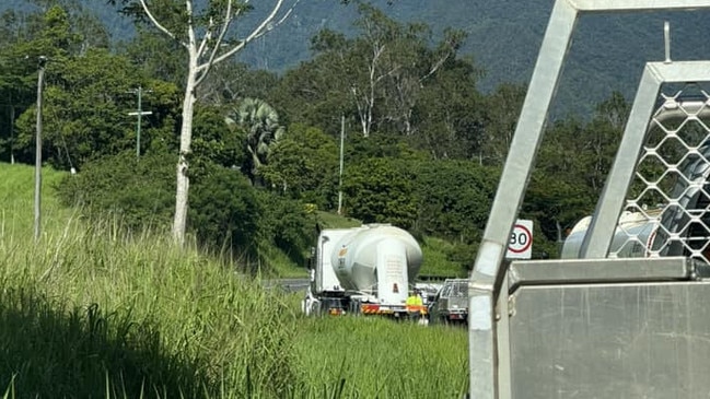 hours delayed in their cars, Far North residents were stuck after the Gillies Range Road was closed due to fallen power lines Friday morning. Picture Supplied.