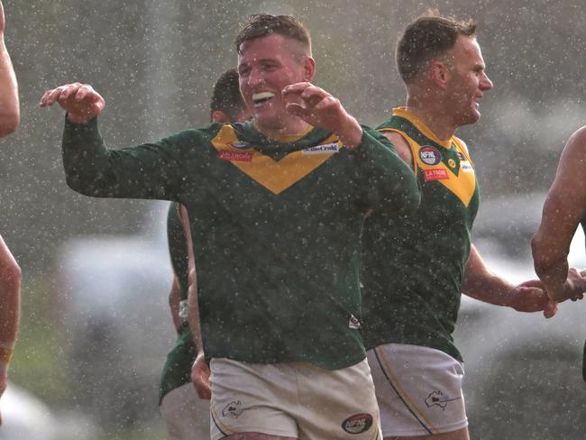 Old Eltham CollegiansÃ Matthew Keys kicks a goal during the NFNL Mernda v Old Eltham Collegians football match in Mernda, Saturday, June 24, 2023. Picture: Andy Brownbill