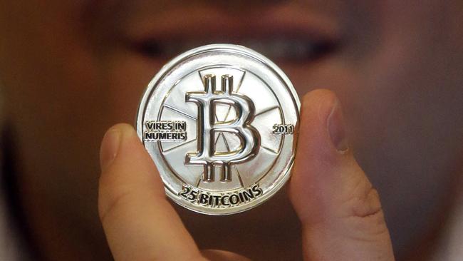 300 pound to bitcoin