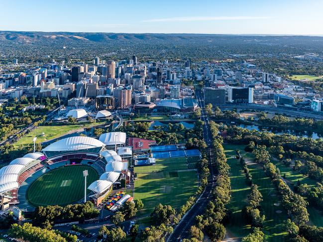 22/1/2021 - Aerial photos of Adelaide CBD. MUST CREDIT ADELAIDE AIRBORNE PHOTOGRAPHY, , city, Adelaide Oval, Sahmri, RAH, North Terrace, Casino, Sky City, EOS, Lot 14, Memorial Drive, Skyline,