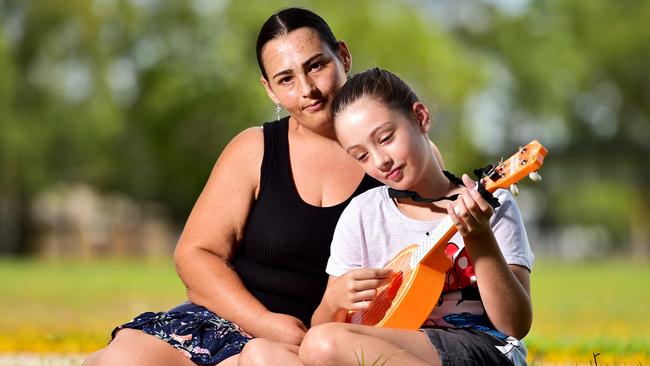 Isabella Matthews, 9, has a bucket handle tear to the lateral meniscus and is awaiting surgery. Pictured with her mum Rachael Ayers.