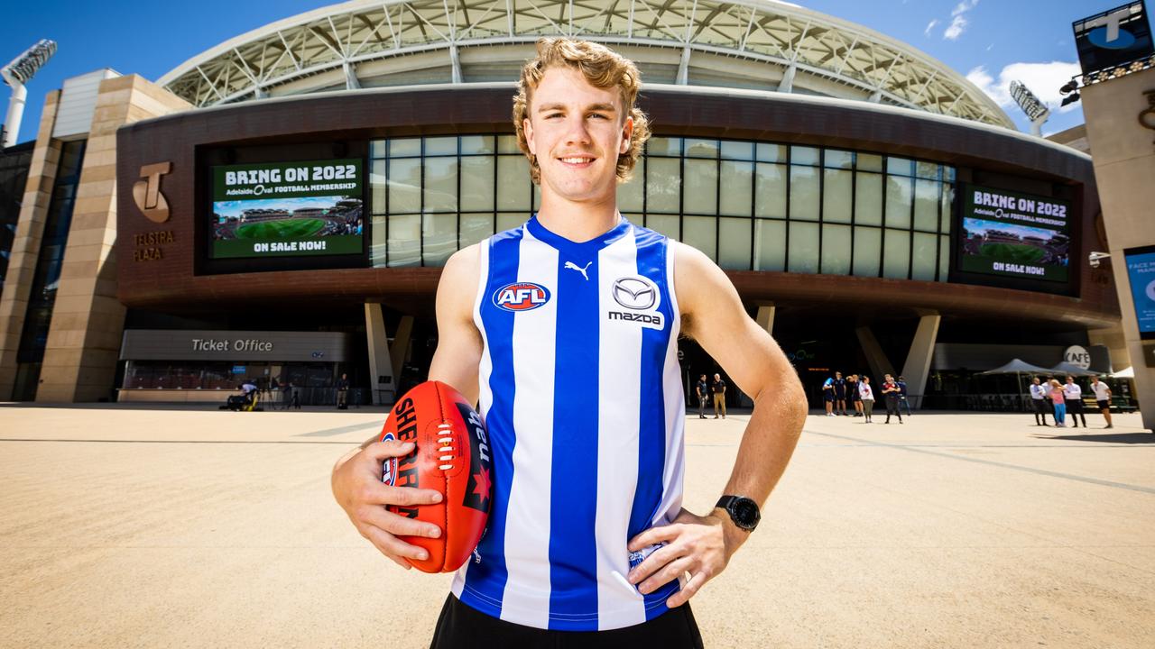 Jason Horne-Francis is a KFC SuperCoach lock in 2022. Picture: James Elsby/AFL Photos