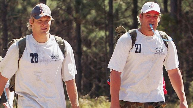 Shane Warne (R) and Shane Watson (L) on Australia’s pre-Ashes boot camp in 2006.