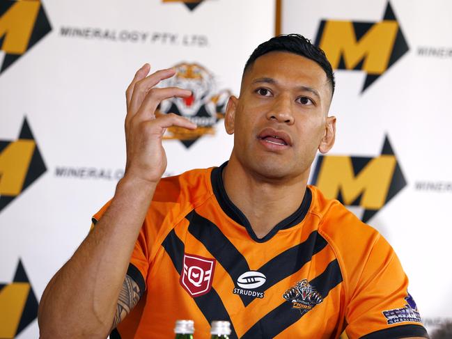 Israel Folau could be back playing rugby league by next weekend.